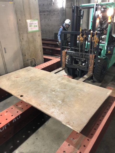 運搬用ステージ解体