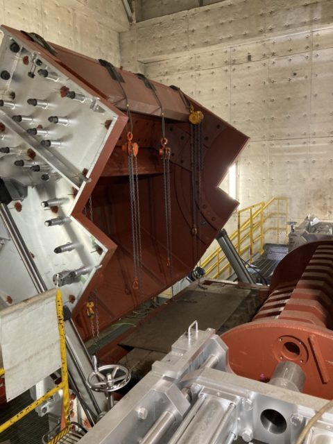 可動ケーシングのグレード取り付け